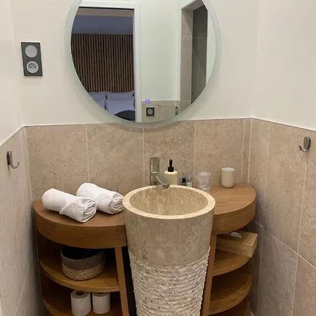 Romantique Avec Jacuzzi Privee Gæstehus 3*