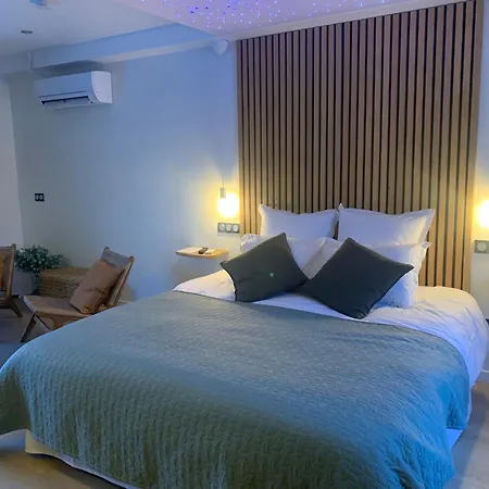 Romantique Avec Jacuzzi Privee *