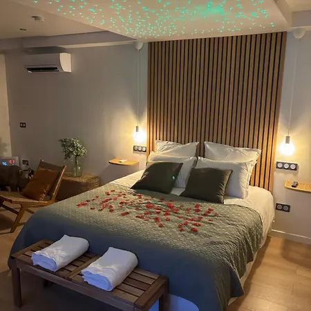 Romantique Avec Jacuzzi Privee * Messy