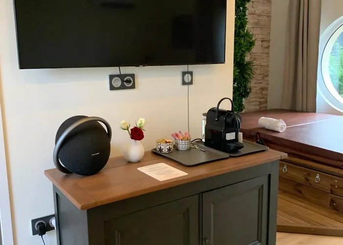 Romantique Avec Jacuzzi Privée Pensión